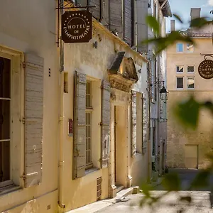 hotel-de-lamphitheatre-arles.fr-provencehotel.com/